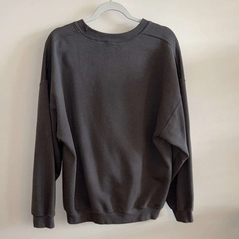Rare Taylor Swift Graphic Black Sweater - Picture 2 of 4